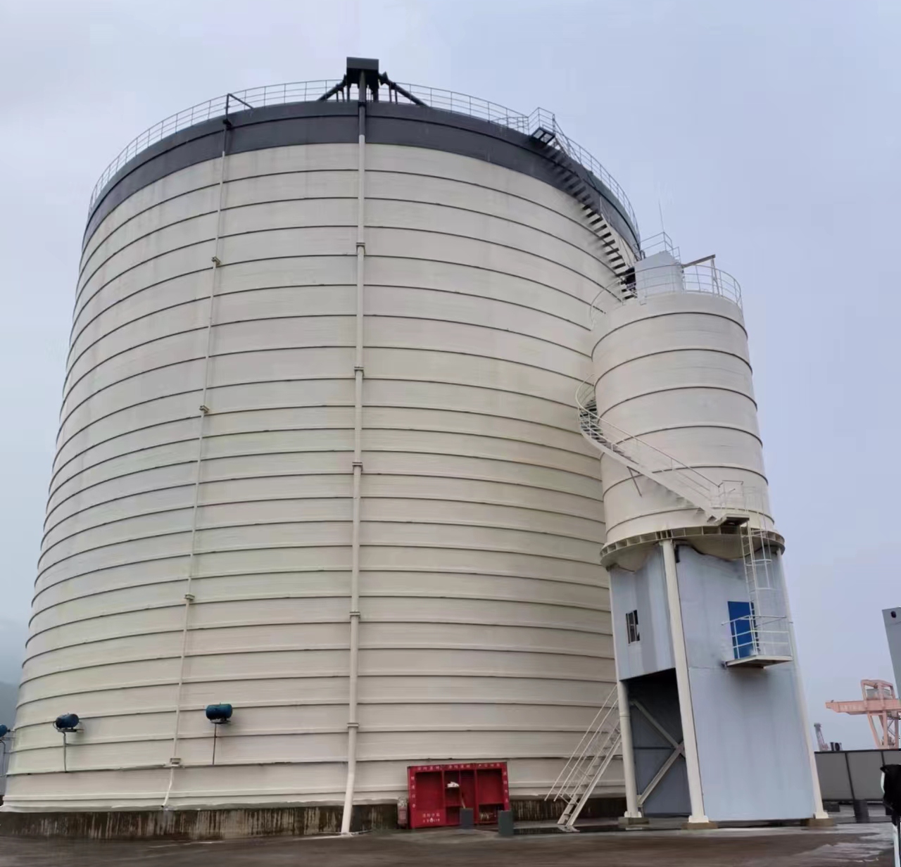 屏山10万吨水泥钢板库